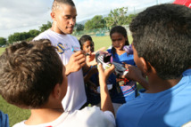 <center>Rencontre en VIM avec les kréopolitains <br>au stade de la Palmeraie <center>Rencontre en VIM avec les kréopolitains <br>au stade de la Palmeraie