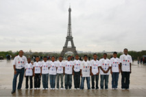 En avril 2011, 12 petits saint-paulois ont pu visiter Paris grâce à 1000 Sourires