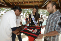 <center>Stéphanie Robert,  Miss Réunion 2012 <br>Marraine de 1000 Sourires