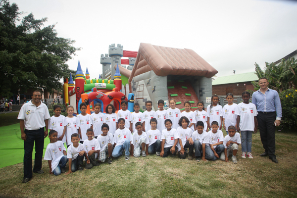 <center>1000 Sourires invités à fêter les 20 ans<br>  de la Centrale Thermique de Bois Rouge