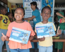 <center>Les marmailles de 1000 Sourires <br>découvrent  les merveilles <BR>de la plongée sous-marine <center>Les marmailles de 1000 Sourires <br>découvrent  les merveilles <BR>de la plongée sous-marine