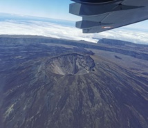 <center>1000 Sourires fête sa 250e opération <br> à bord d’un avion militaire <center>1000 Sourires fête sa 250e opération <br> à bord d’un avion militaire