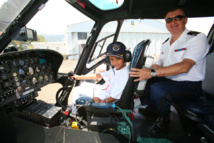 <center>Les VIM de  1000 Sourires fêtent Noël <br> à bord d’un hélicoptère au Détachement Air 181