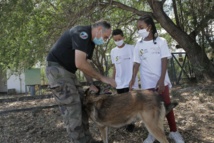 <center> Un tour de l'île  en hélicoptère<br>  avec la Gendarmerie de la Réunion<BR> pour cadeau de Noël <center> Un tour de l'île  en hélicoptère<br>  avec la Gendarmerie de la Réunion<BR> pour cadeau de Noël
