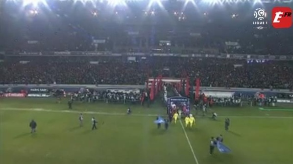 <center> S'envoler vers le rêve ... à Marseille, Nice,<br> Monaco, Salon de Provence ... Jour 1 : Paris <center> S'envoler vers le rêve ... à Marseille, Nice,<br> Monaco, Salon de Provence ... Jour 1 : Paris