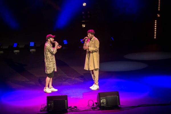 <center>Les artistes péi font la fête au Téat Champ Fleuri, le samedi 10 juillet 2021