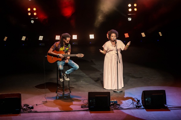 <center>Les artistes péi font la fête au Téat Champ Fleuri, le samedi 10 juillet 2021