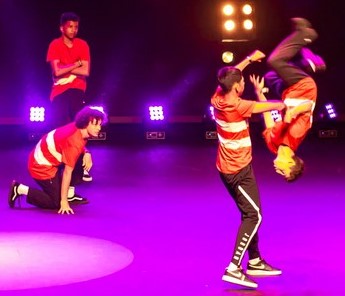<center>Les artistes péi font la fête au Téat Champ Fleuri, le samedi 10 juillet 2021 <center>Les artistes péi font la fête au Téat Champ Fleuri, le samedi 10 juillet 2021