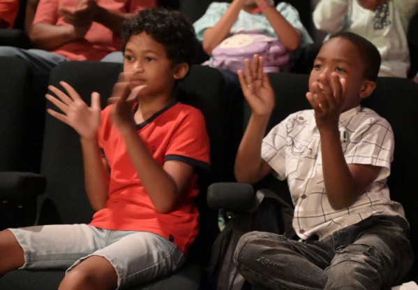 <center>Le magicien Michel Fages sort le grand jeu <br>pour les marmailles de 1000 Sourires <center>Le magicien Michel Fages sort le grand jeu <br>pour les marmailles de 1000 Sourires