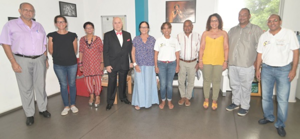 <center>Le magicien Michel Fages sort le grand jeu <br>pour les marmailles de 1000 Sourires <center>Le magicien Michel Fages sort le grand jeu <br>pour les marmailles de 1000 Sourires