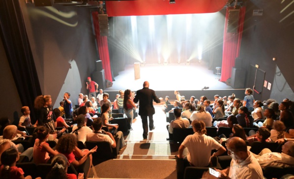 <center>Le magicien Michel Fages sort le grand jeu <br>pour les marmailles de 1000 Sourires <center>Le magicien Michel Fages sort le grand jeu <br>pour les marmailles de 1000 Sourires