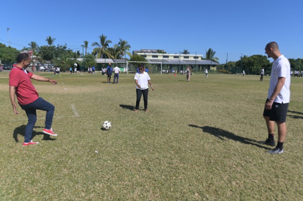 <center>L’attaquant du RC Strasbourg Ludovic Ajorque<br> rejoint la “team” des parrains de 1000 Sourires <center>L’attaquant du RC Strasbourg Ludovic Ajorque<br> rejoint la “team” des parrains de 1000 Sourires