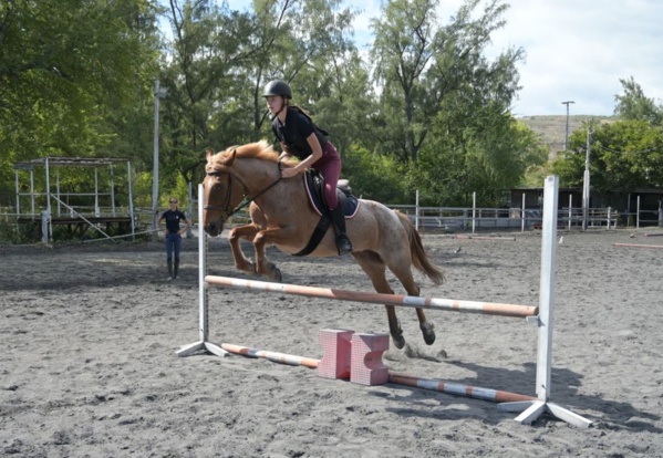 <center>Une journée à cheval <br>pour les marmailles de 1000 Sourires