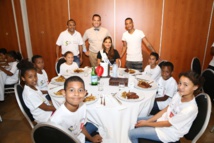 <center>Tapis Rouge et rencontres inoubliables <br>pour les marmailles de 1000 Sourires<br> au Palm Hôtel & Spa  *****