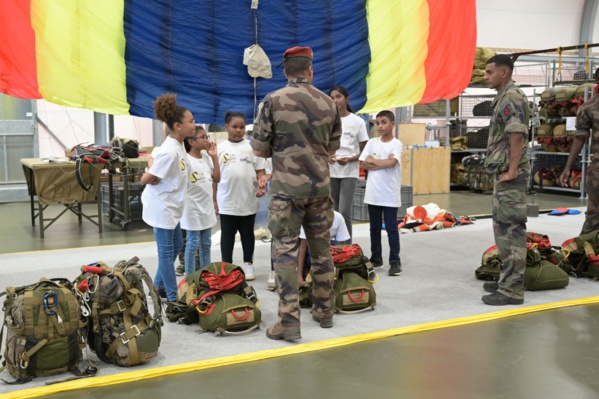 <center>Une journée commando avec les militaires <br>du 2e RPIMa pour les marmailles de 1000 Sourires
