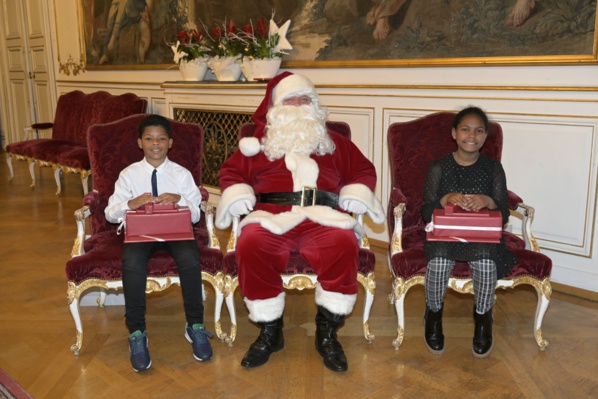 <center>L’Incroyable Noël » de Sara et de Yuri ... Direction Strasbourg, Capitale de Noël <center>L’Incroyable Noël » de Sara et de Yuri ... Direction Strasbourg, Capitale de Noël