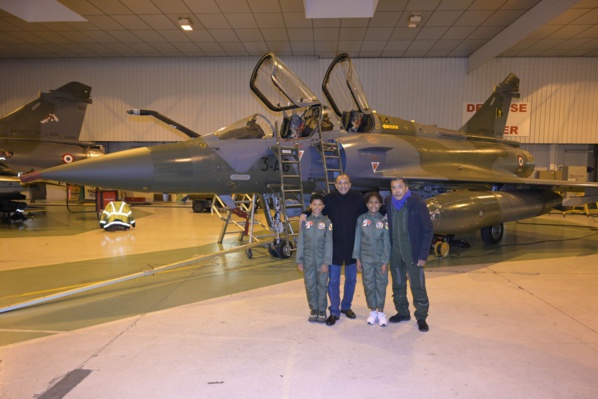 <center>L’Incroyable Noël » de Sara et de Yuri .. Direction Nancy / la Base Aérienne 133 - Ochey <center>L’Incroyable Noël » de Sara et de Yuri .. Direction Nancy / la Base Aérienne 133 - Ochey