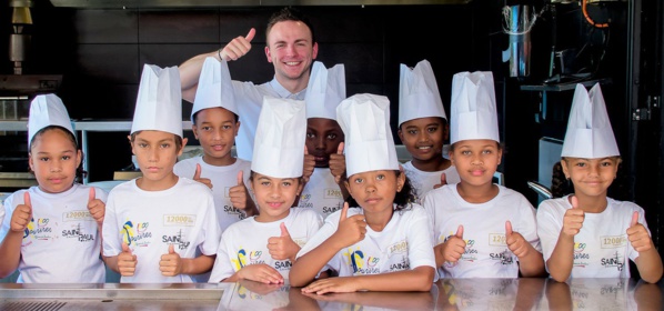 <center>Une journée 5 étoiles au Palm Hôtel <br>pour les marmailles  de 1000 Sourires avec <br>un MOF et un pâtissier-chocolatier du Bristol