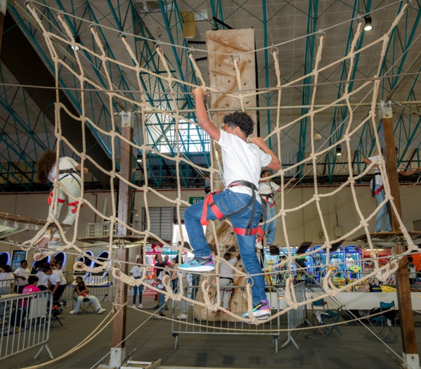 Journée enchantée au Luna Park pour les marmailles de 1000 Sourires pendant les vacances Journée enchantée au Luna Park pour les marmailles de 1000 Sourires pendant les vacances