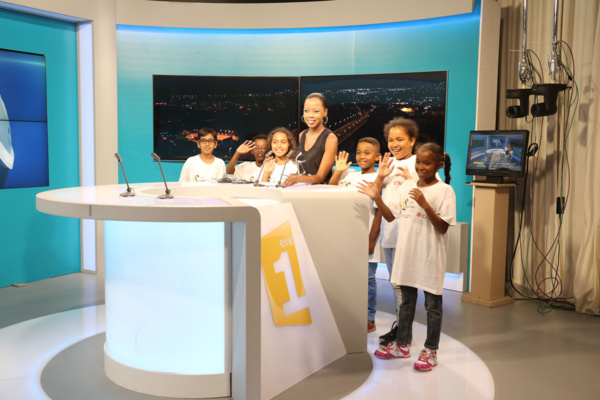 <center>Silence… on tourne   <br>pour les  VIM de 1000 Sourires  !!