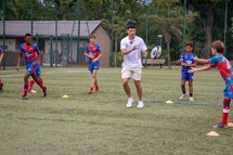 <center>Dans la mêlée avec Louis Bielle-Biarrey, le supersonique de l’Union Bordeaux Bègles