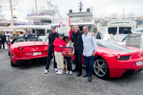 <CENTER>"Un Incroyable Noël : mission Monaco" de Leela-Rose & Noam - décembre 2024 <CENTER>"Un Incroyable Noël : mission Monaco" de Leela-Rose & Noam - décembre 2024