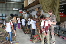 Un Noël citoyen avec le 2e RPIMA pour les Very Important marmailles de l'Eperon Un Noël citoyen avec le 2e RPIMA pour les Very Important marmailles de l'Eperon