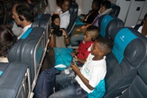 <center>Jours 1 & 2 : "S'envoler vers le Rêve ..." <br>Top départ avec Air Austral <center>Jours 1 & 2 : "S'envoler vers le Rêve ..." <br>Top départ avec Air Austral