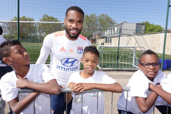 <center> Jour 6 : "S'envoler vers le Rêve  ... " : <br>Des pros, cœur de Lyon <center> Jour 6 : "S'envoler vers le Rêve  ... " : <br>Des pros, cœur de Lyon