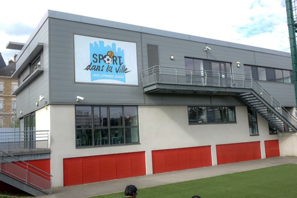 <center> Jour 8 : "S'envoler vers le Rêve ... " : <br> À la rencontre de Sport dans la ville <center> Jour 8 : "S'envoler vers le Rêve ... " : <br> À la rencontre de Sport dans la ville