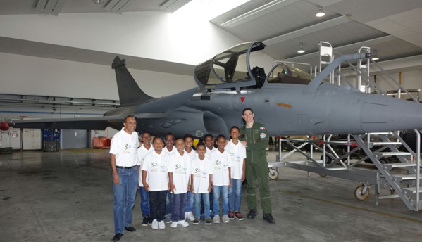 <center> Jour 13 : "S'envoler vers le Rêve  ... " : <br> Des sourires en rafale ... <center> Jour 13 : "S'envoler vers le Rêve  ... " : <br> Des sourires en rafale ...