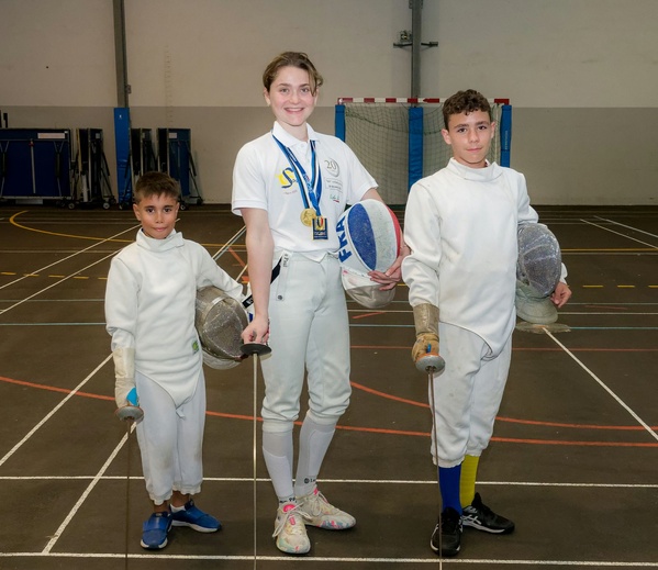 « Escrime en VIM » : immersion au cœur du haut niveau avec   la championne d’Europe Jade Maréchal pour les jeunes escrimeurs de Saint-Paul
