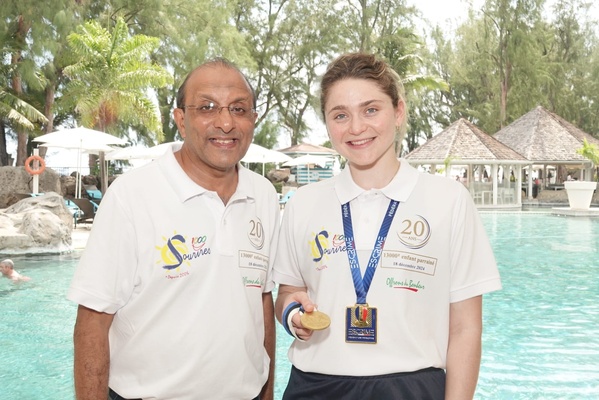 <CENTER>Escrime : 1000 Sourires célèbre son 20ème anniversaire avec une invitée d’exception <BR>la championne d’Europe Jade Maréchal <CENTER>Escrime : 1000 Sourires célèbre son 20ème anniversaire avec une invitée d’exception <BR>la championne d’Europe Jade Maréchal