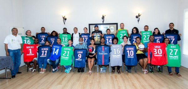 <center>« Partagez le Rêve ... » <br>Encore des cadeaux, toujours du bonheur ! <center>« Partagez le Rêve ... » <br>Encore des cadeaux, toujours du bonheur !