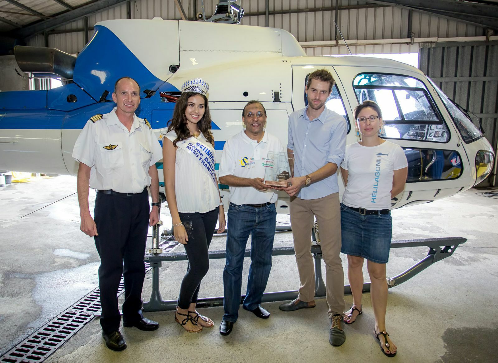 <center>Dans le ciel de Saint-Paul<br> avec Ambre N'Guyen, Miss Réunion  <center>Dans le ciel de Saint-Paul<br> avec Ambre N'Guyen, Miss Réunion