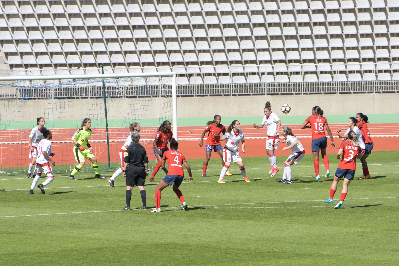 <center> Jour  10 : "S'envoler vers le Rêve ..."  <br>  au Stade Charlety, rencontre PSG - Bordeaux