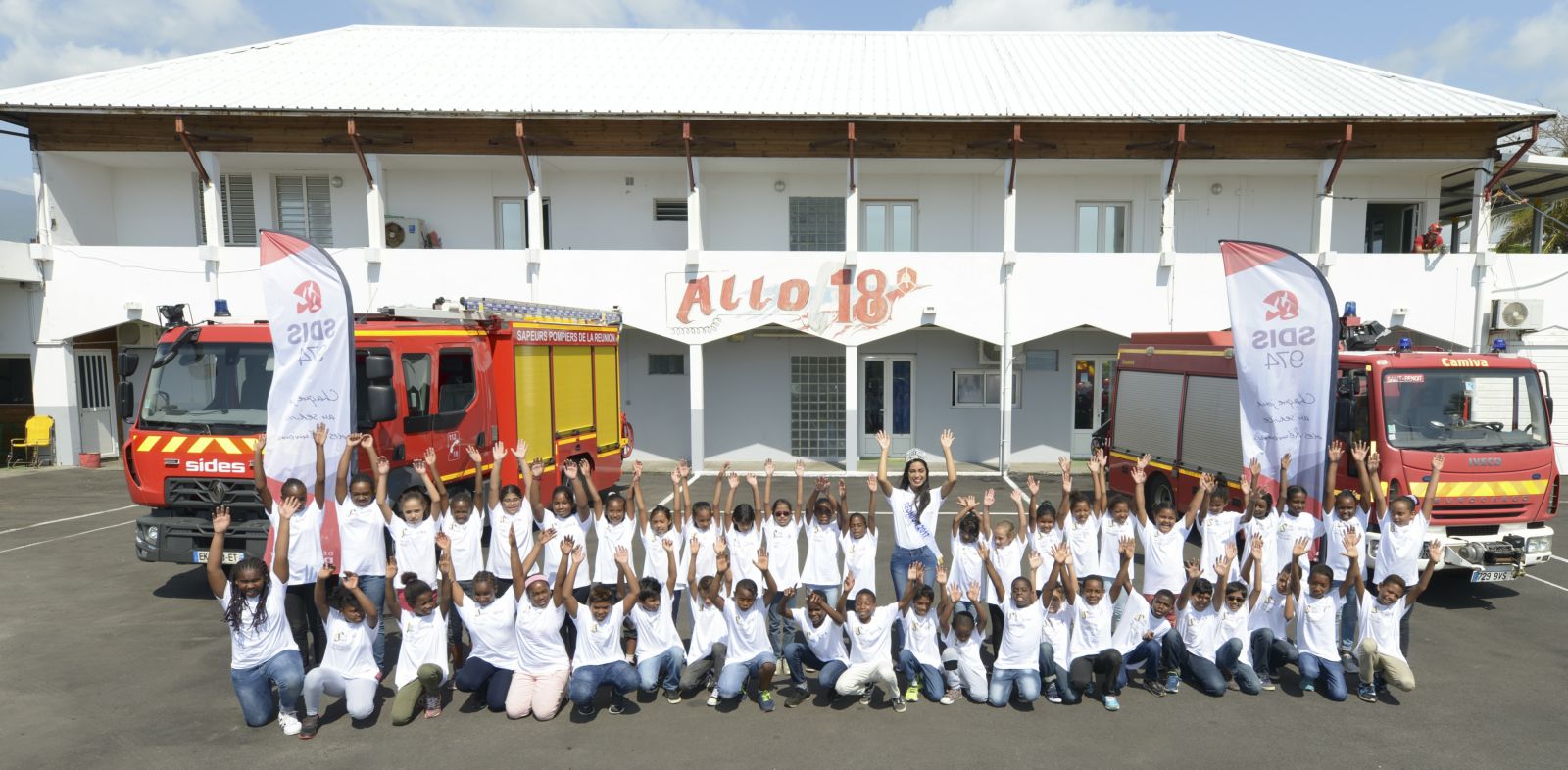 <center>Les marmailles pompiers d’un jour