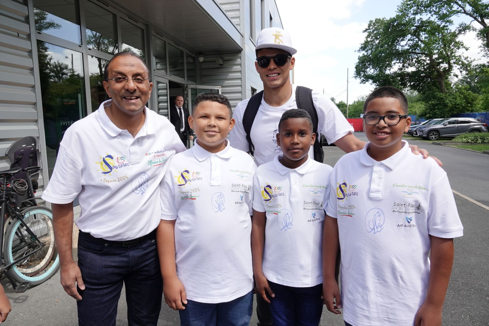 <center>Jour 5 : "S'envoler vers le Rêve  ..." <br>Les petits Réunionnais ont rencontré <br> les joueurs du PSG