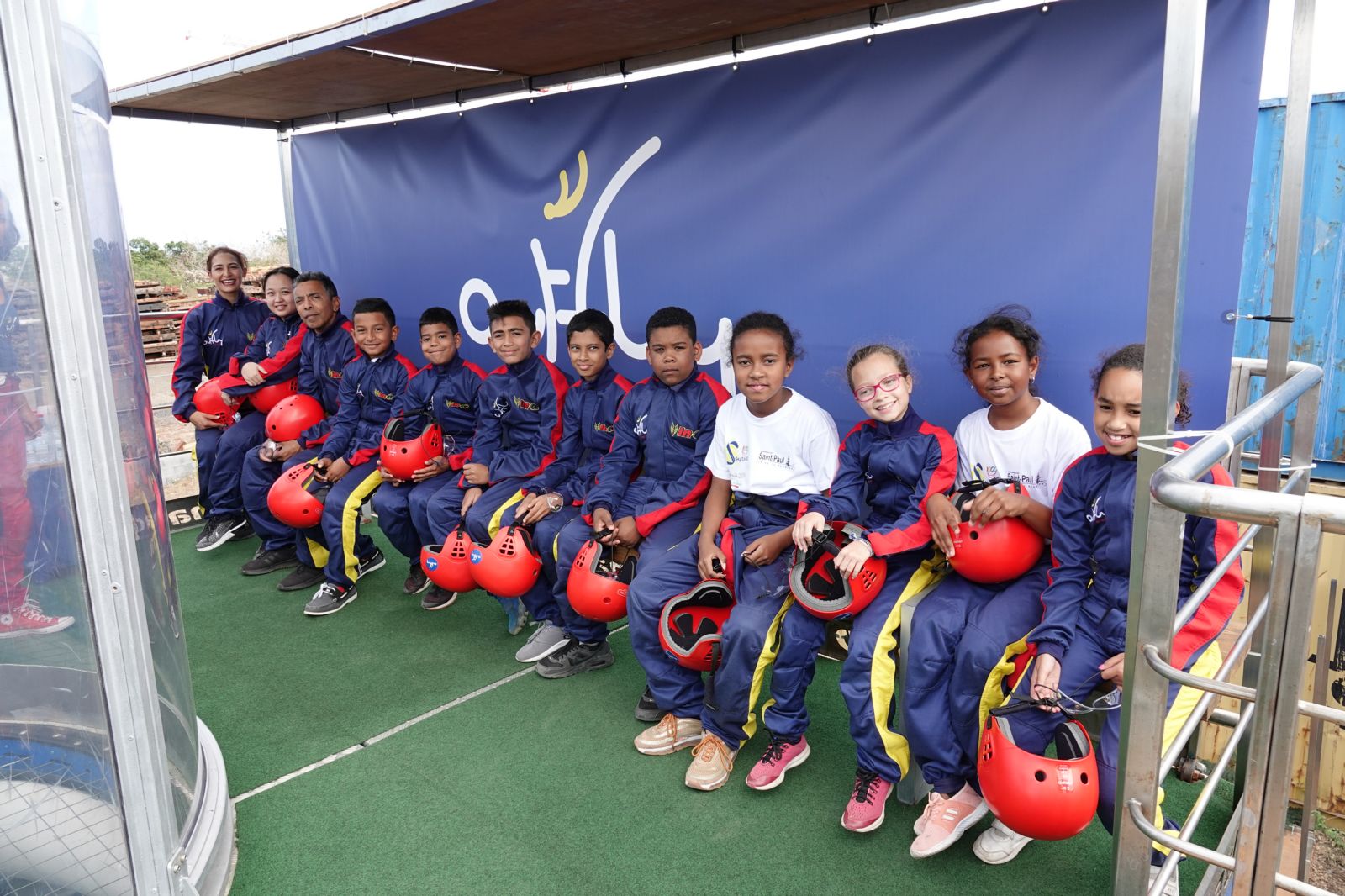 <center>Les marmailles de 1000 Sourires <br>font le grand saut avec KDOPAYS