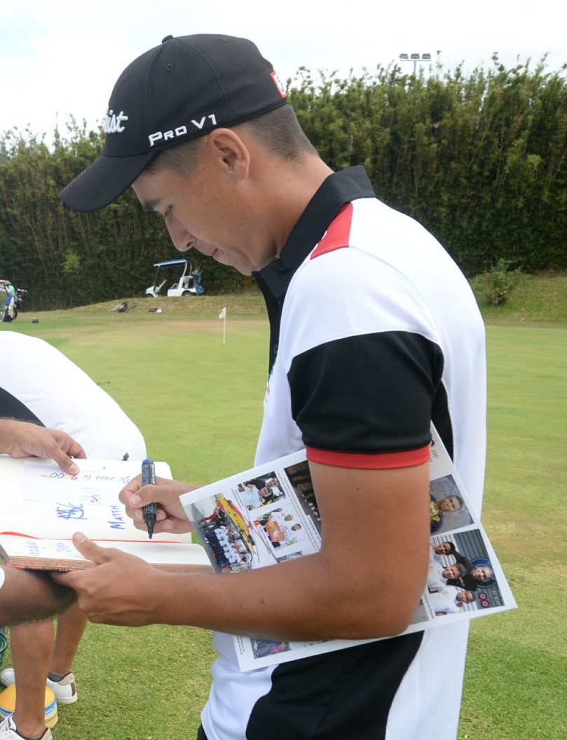 <center>Trophée Professionnel de l’Océan Indien: <br>Air Austral invite les marmailles de 1000 Sourires <br> à rencontrer les pros au Golf Club du Colorado