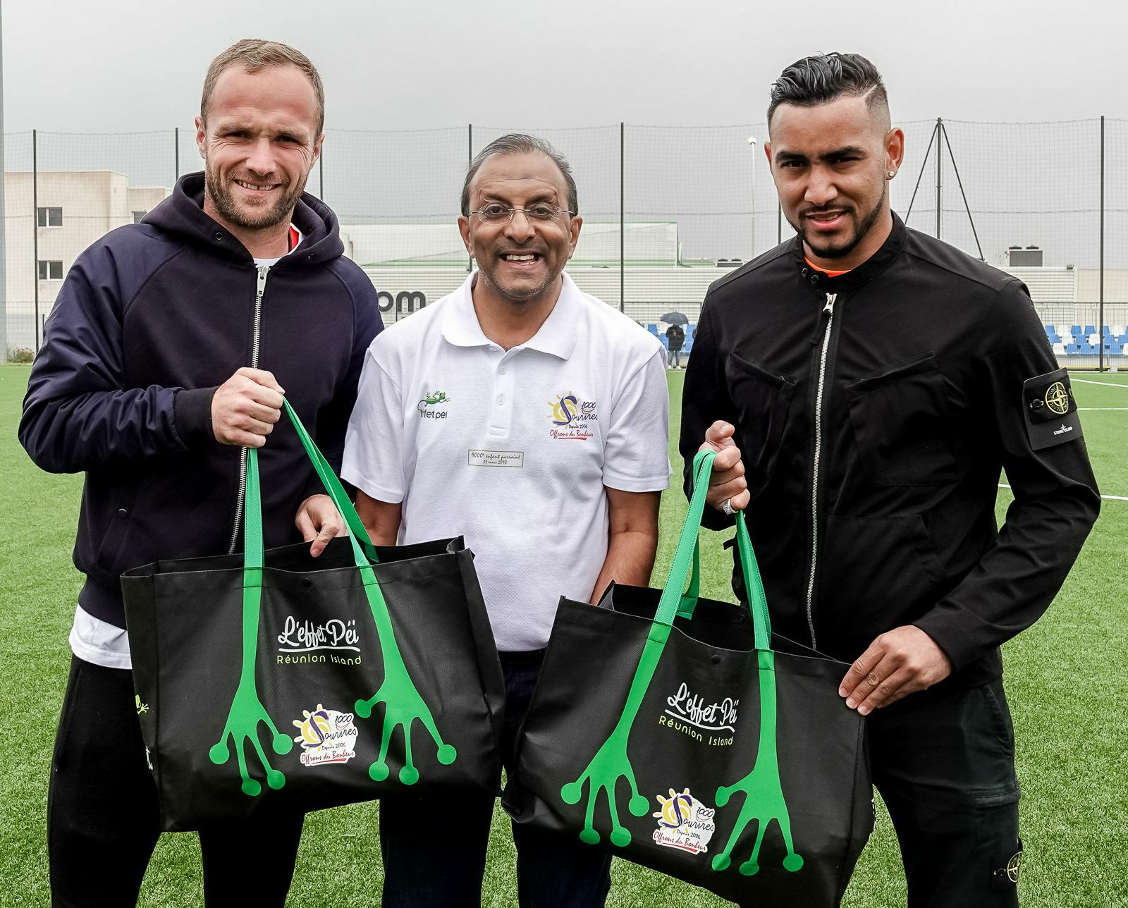 <center>"S'envoler vers le Rêve ..."  <br> Jour 3 : Les marmailles rencontrent Valère Germain et Dimitri Payet à l’OM Campus
