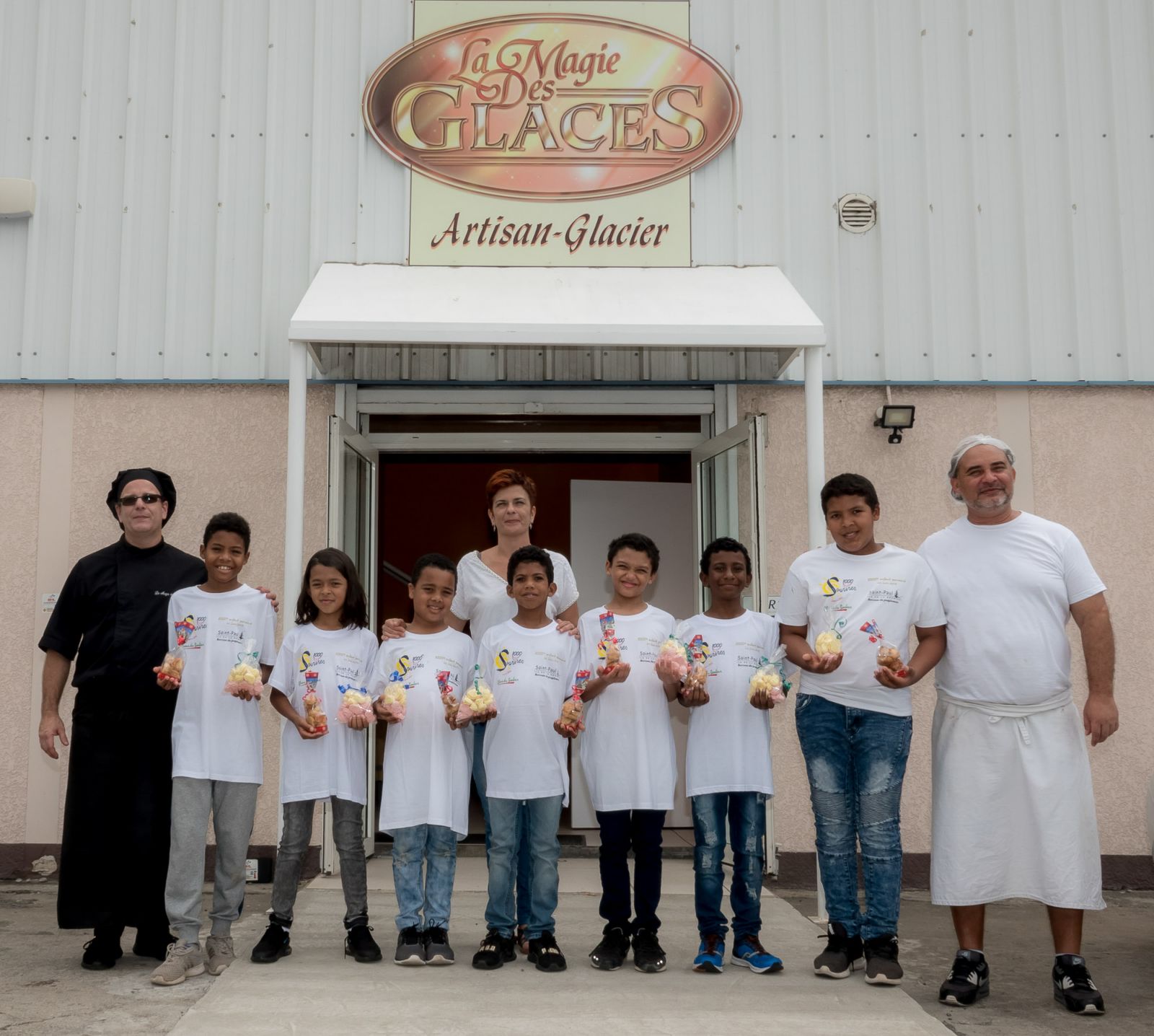 <center>Matinée givrée <br> à La Magie Des Glaces  <br> pour les marmailles de 1000 Sourires