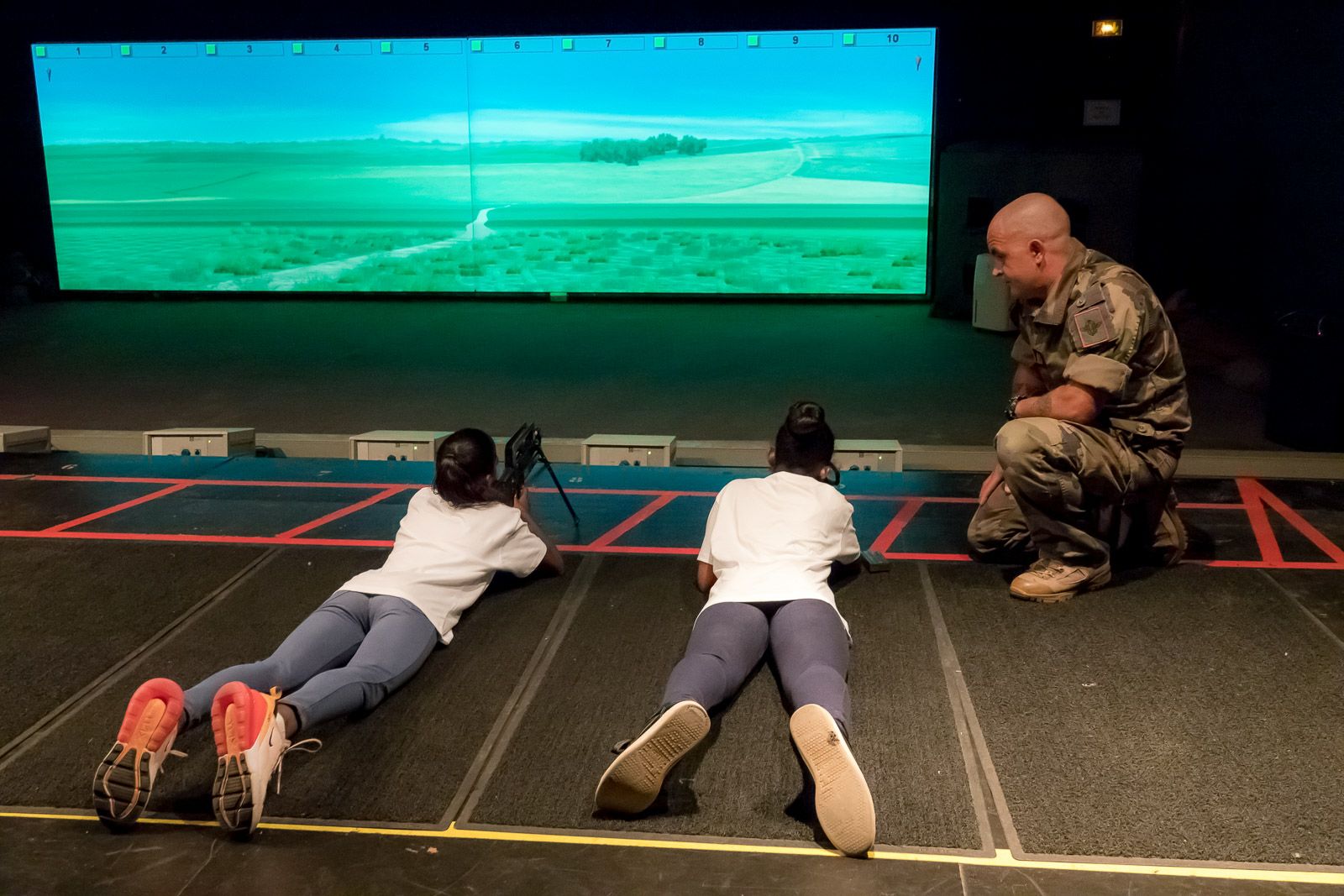 <center>Les marmailles de 1000 Sourires <br>dans la peau des parachutistes du 2e RPIMA <center>Les marmailles de 1000 Sourires <br>dans la peau des parachutistes du 2e RPIMA