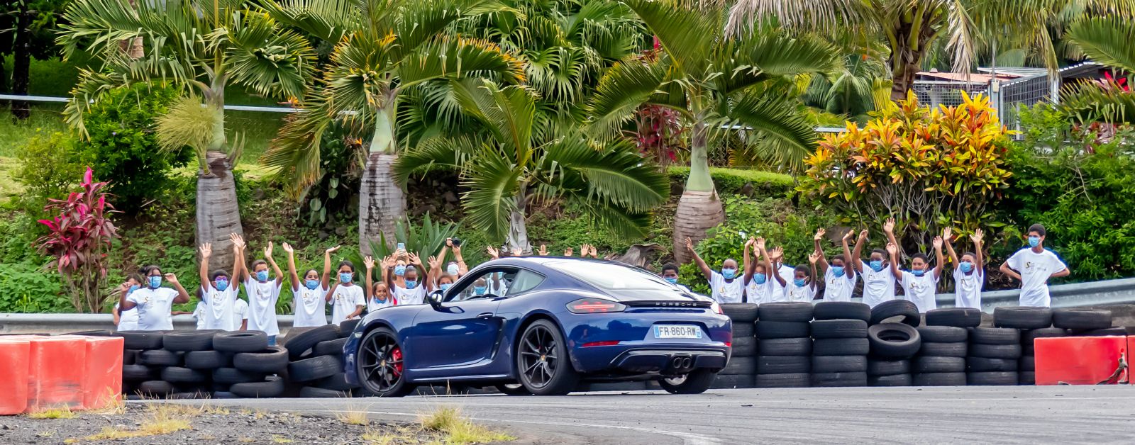 <center>Sainte-Anne : les marmailles de 1000 Sourires<br>  font du rallye et apprennent à conduire ! <center>Sainte-Anne : les marmailles de 1000 Sourires<br>  font du rallye et apprennent à conduire !