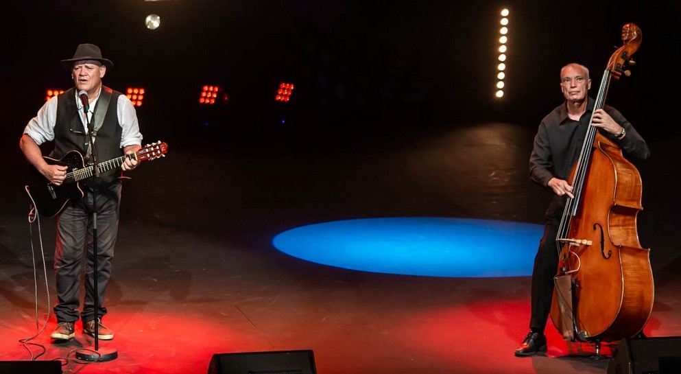 <center>Les artistes péi font la fête au Téat Champ Fleuri, le samedi 10 juillet 2021