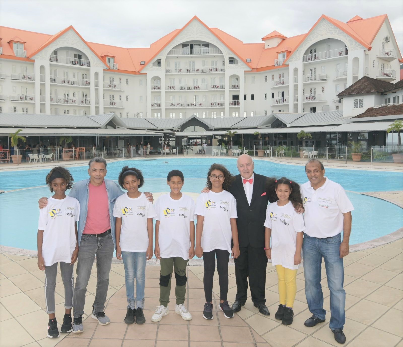 <center>Une journée magique à l’Hôtel Mercure Créolia <br>avec Michel Fages, Thierry Jardinot et Joël Manglou <br>pour les marmailles de 1000 Sourires