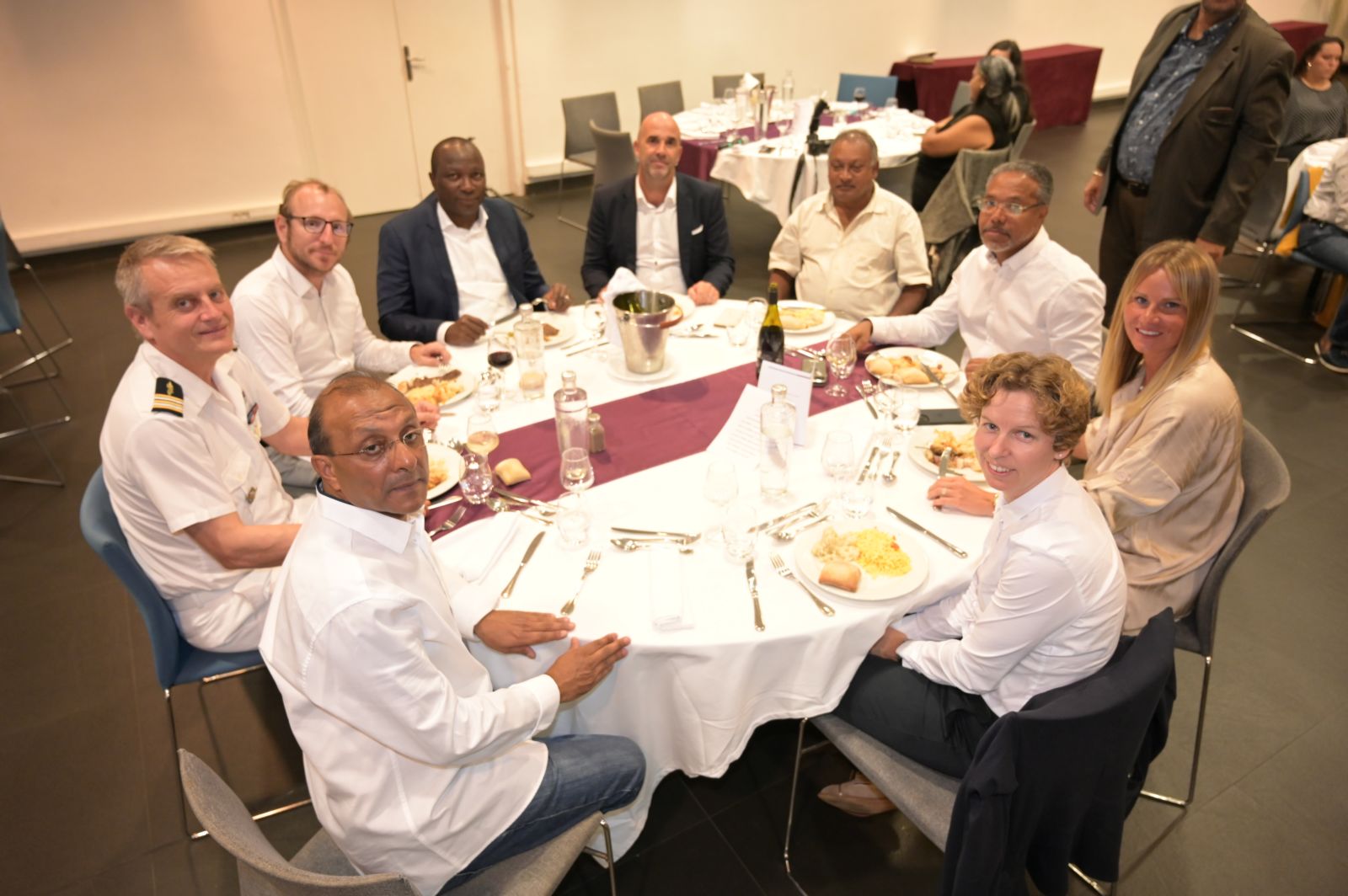 <CENTER>1000 Sourires fête son 16ème anniversaire avec Amandine Henry (OL),  Quentin Merlin (FC Nantes) et Fabrice Abriel (entraineur FC Fleury 91)