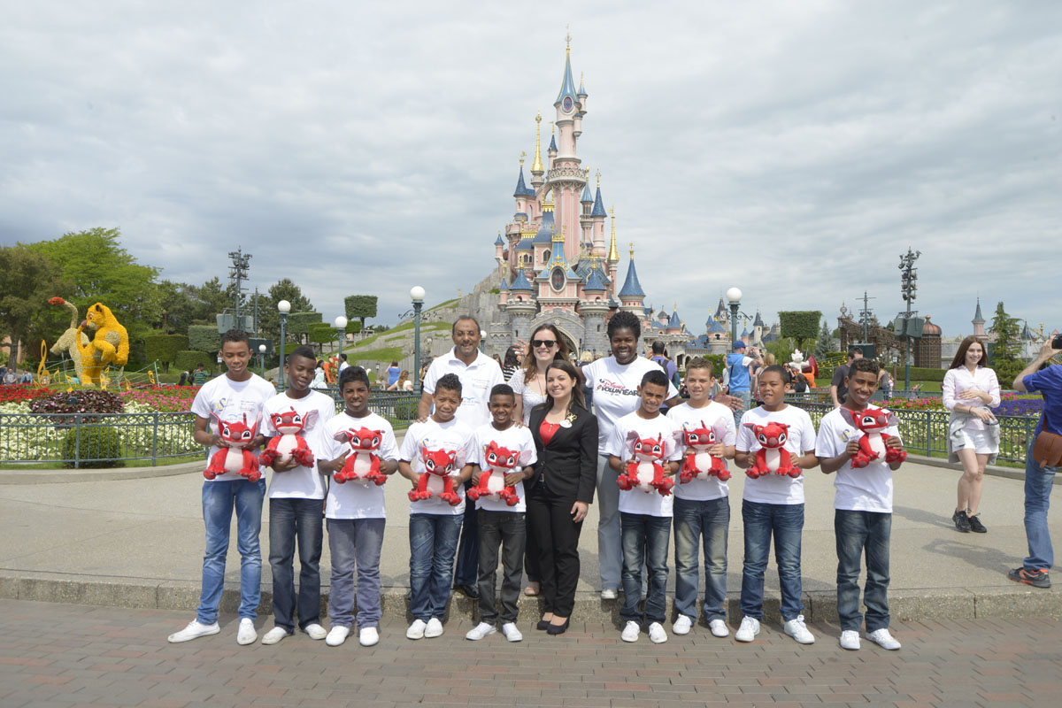 Le monde magique de Disney pour les 9 petits saint-paulois ... Le monde magique de Disney pour les 9 petits saint-paulois ...