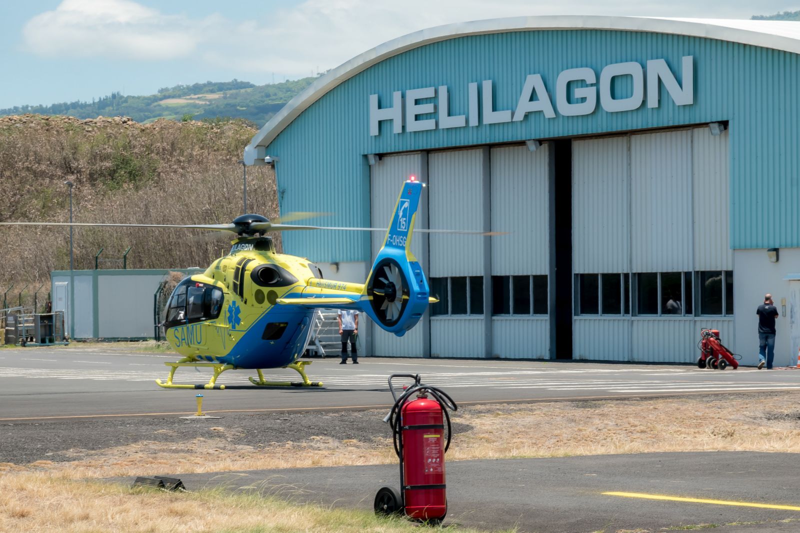 <center>Voyage au coeur de l’Aéroport Roland Garros <br>pour les marmailles de 1000 Sourires <center>Voyage au coeur de l’Aéroport Roland Garros <br>pour les marmailles de 1000 Sourires