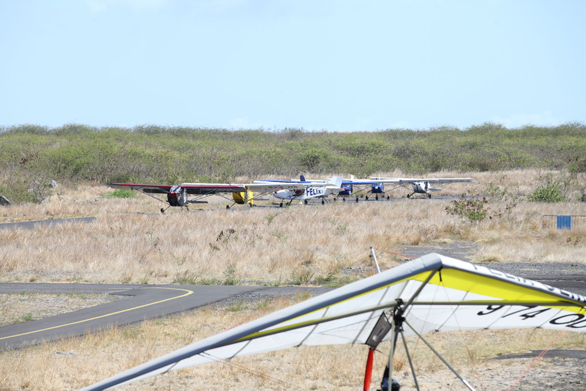 <center>Baptême en ULM  <br> pour les marmailles de 1000 Sourires <center>Baptême en ULM  <br> pour les marmailles de 1000 Sourires